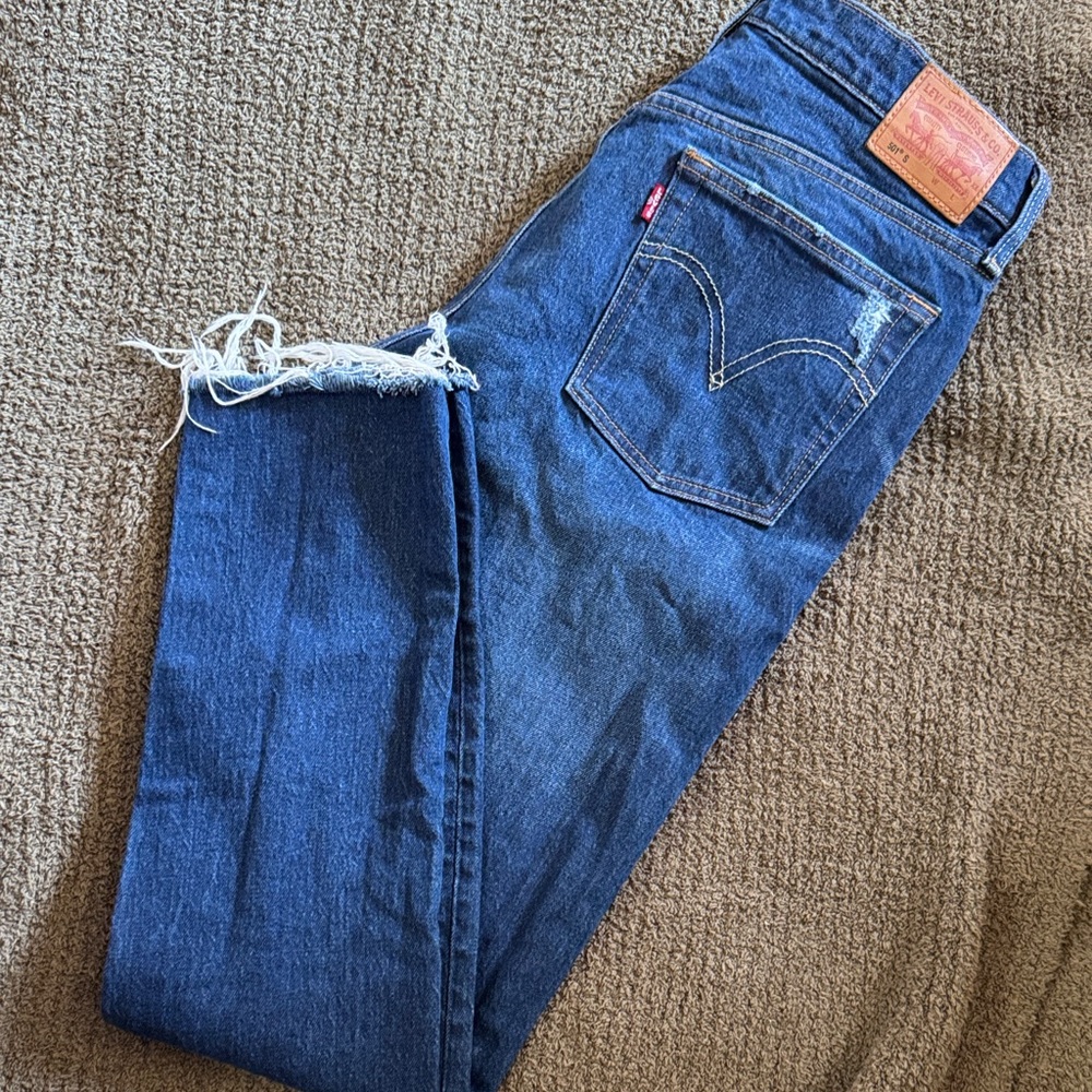 Levi's Women's Classic Blue Skinny Jeans